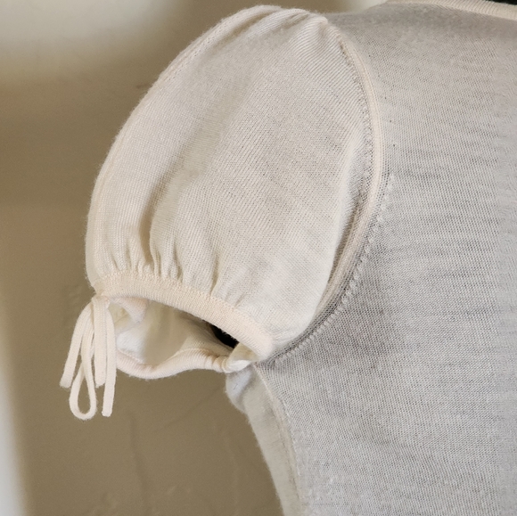 Chanel Ivory Short Puffy Sleeve Sweater Sz. 38 - Picture 3 of 6